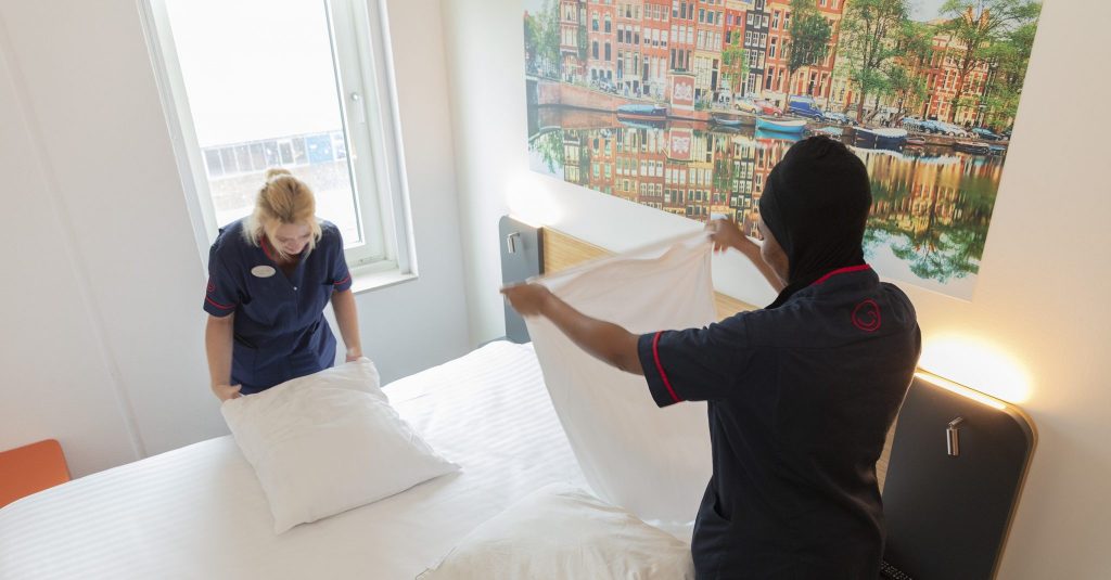 housekeeping-amsterdam-hotels-cleaning